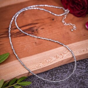 Цепочка серебристая из марказита / Колье из натуральных камней